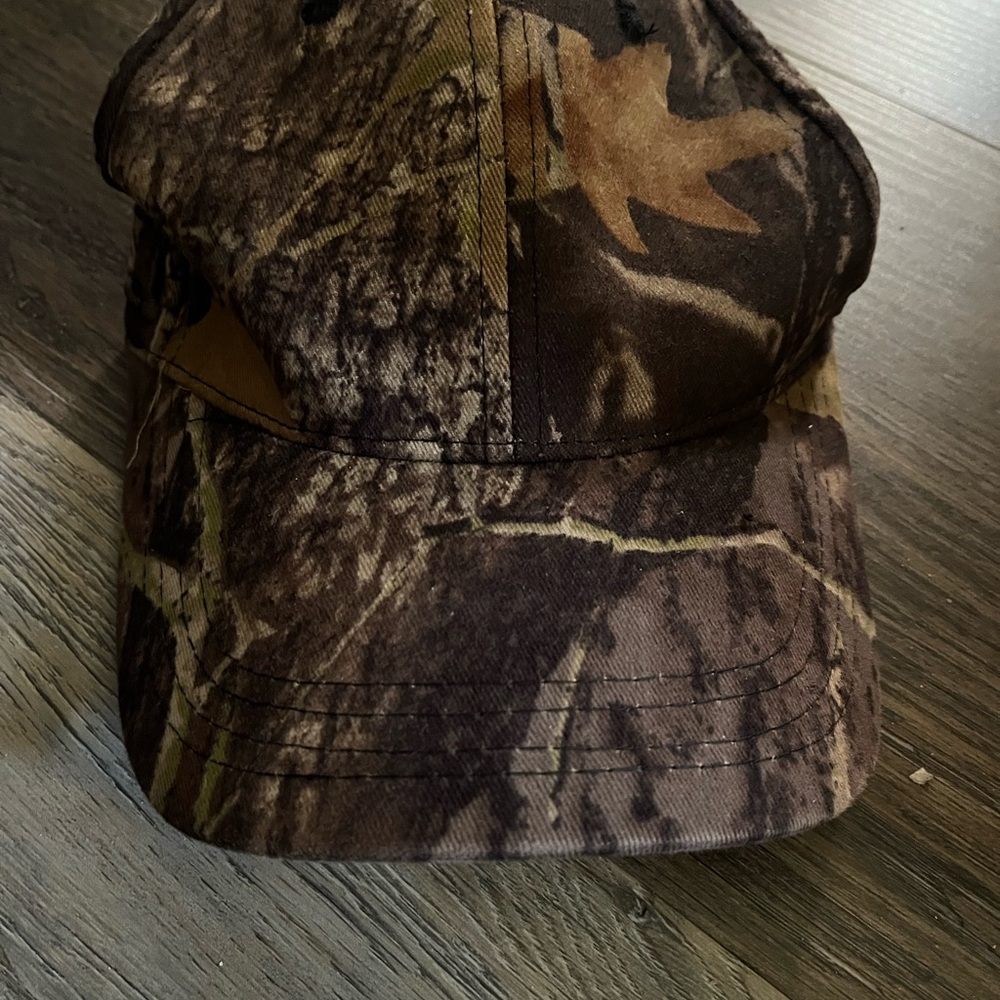 Camouflage leaves Baseball Cap